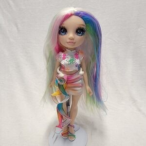 Rainbow High Doll Amaya 2019 complete outfit fashion doll MGA entertainment toy